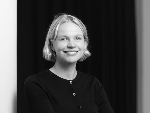 Oline 0225 photo Niklas Hart bw crop